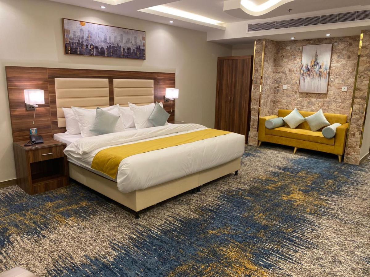 Moments Hotel Jeddah Exterior photo